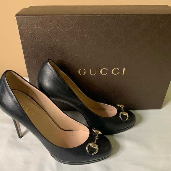 Gucci Shoes - Gucci Hoarse Bit Almond Toe Pumps